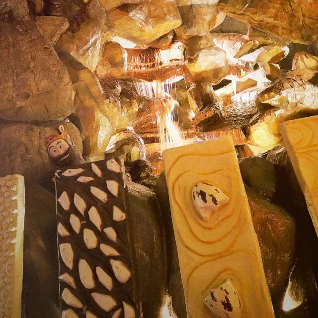 Mina dos Duendes e Cascata de Chocolate – Parque Terra Mágica Florybal